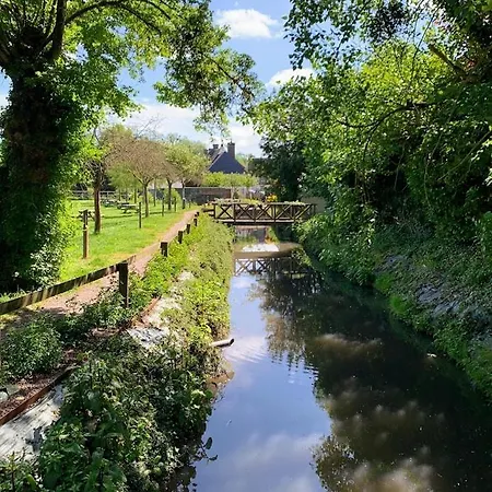 De La Maison Du Haras Dom wakacyjny *