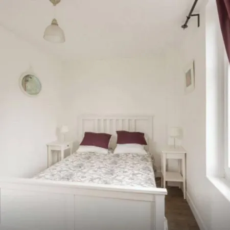 بيت للعطل De La Maison Du Haras *